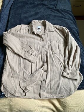 Universal Thread women Tan Lightweight Button-Up Shirt